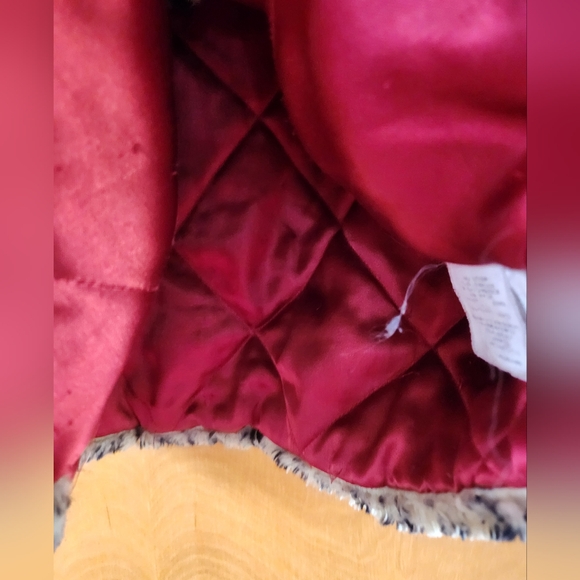 Girls Faux Fur Animal print coat SMALL - Picture 2 of 7